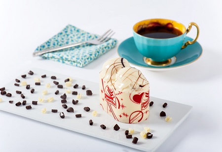 Beyaz Profiterol Mono Pasta 
